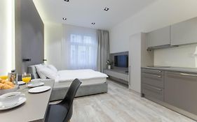 Lampi Hotel Prague