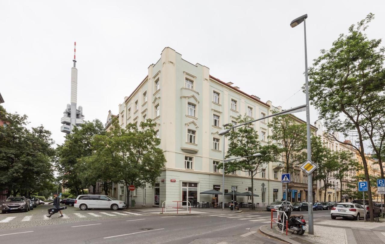 Lampi Hotel Prag Exterior foto